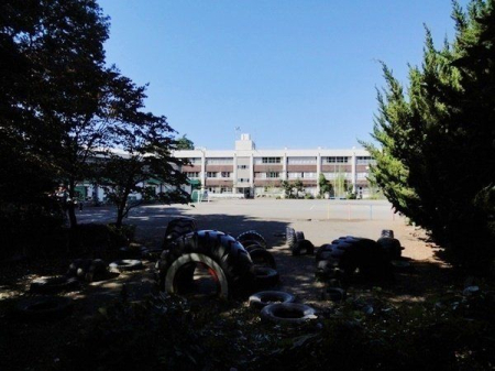 周辺環境 清瀬市立清瀬第八小学校 徒歩16分。【通学　区域】中清戸4丁目、下清戸1・3丁目の一部、2丁目～5丁目、中里5～6丁目の一部、下宿1丁目 1230m