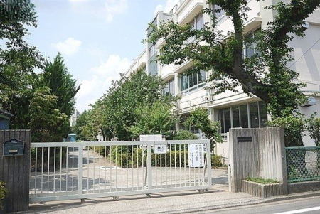 周辺環境 清瀬市立清瀬第三中学校 徒歩19分。【通学　区域】旭が丘1～6丁目、下宿1～3丁目、下清戸1・3丁目の一部、下清戸2丁目、4丁目、5丁目、中里5・6丁目一部 1490m