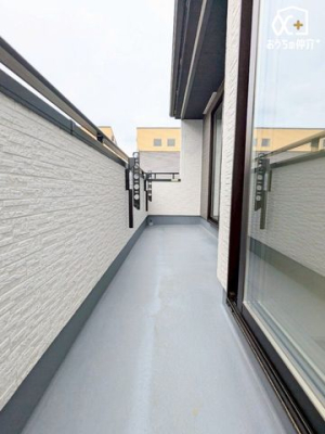 周辺環境 ビッグ・エー新座馬場店 徒歩2分。営業時間：午前4時～午前2時 駐車場：有 150m