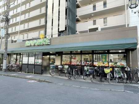 周辺環境 スーパーあまいけ久米川店 徒歩6分。【営業時間】10:00～23:00（日曜日9:00～） 【休業日】1月1日～1月3日　 450m