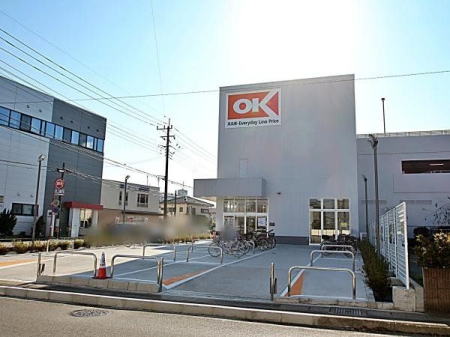 周辺環境 オーケー新座野火止店 徒歩5分。営業時間：8:30-21:30 食品をはじめ、惣菜や軽い日用品を販売しています。 駐車場：あり 400m