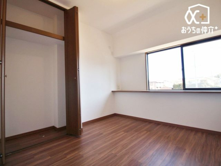 子供部屋 子ども部屋におすすめな洋室！二面採光で明るいお部屋です。