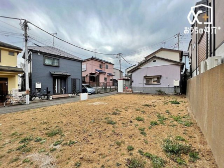 現地土地写真 落ちついた住環境です。