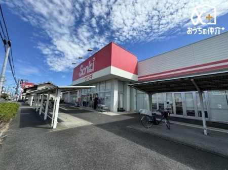 周辺環境 サンキ所沢店 徒歩16分。欲しい商品きっとみつかる。ファッション市場をコンセプトに、みんなの欲しいが見つかるお店です。 1270m