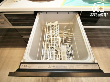 キッチン 家事の負担を軽減するビルトイン食洗機付き！毎日の洗い物から解放された時間でゆったり家族団らんを。