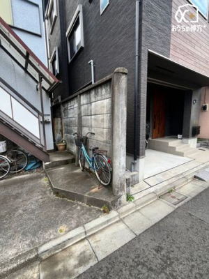 現地土地写真 「建築条件なし」なので一生に一度のマイホームならではのこだわりを実現できます。