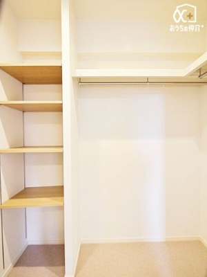 収納 ウォークインクローゼットの様子です。収納には寝具・衣類・趣味の物等を豊富に収納可能です！