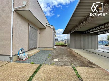 その他 閑静な住宅地で子育て家族にピッタリ。毎日のお散歩も快適な緑に恵まれたエリアで、自然に包まれた穏やかな暮らしを実現するための、ゆとりある住環境が整っています。