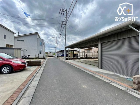 その他 車好きにはたまらないガレージ付き物件です。