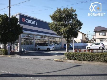 周辺環境 クリエイトエス・ディー東久留米柳窪店 徒歩10分。営業時間：10:00～21:00、広々とした店内と品揃えの豊富さが人気のドラッグストアです。 800m