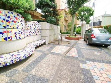 その他 共有施設・敷地はきちんとお手入れの行き届いた物件になります。是非一度現地に足を運ばれてみませんか？