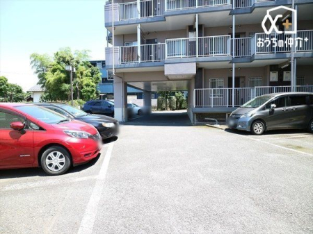 駐車場 平面駐車場