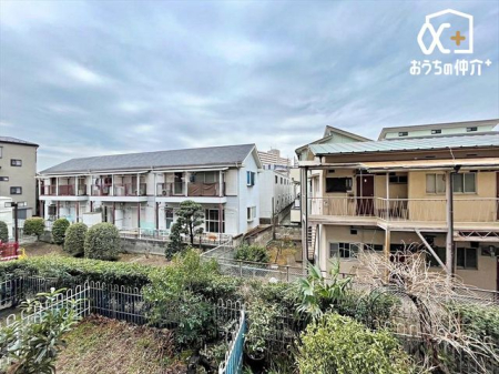 その他 バルコニーからの眺望です！天気の良い日には青空が広がります！