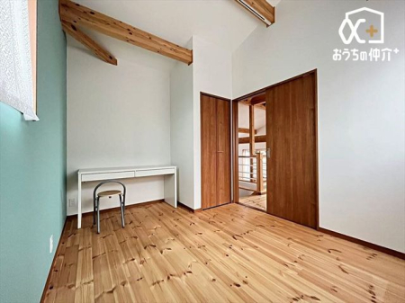 子供部屋 子供部屋としてもお勧めの洋室。