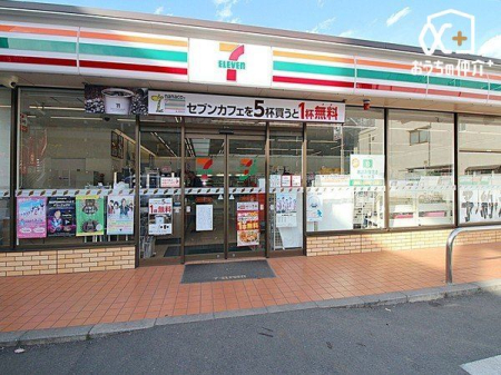 周辺環境 セブンイレブン西東京田無7丁目店 徒歩2分。24時間営業 青梅街道沿いに位置しています。 駐車場：有(9台) 140m