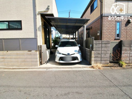  雨の日にも大切なお車を守ってくれるビルトインガレージ