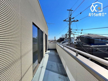 バルコニー バルコニーからの眺望です！天気の良い日には青空が広がります！