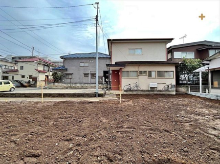 周辺環境 コメリハード＆グリーン羽沢店 徒歩14分。 1080m