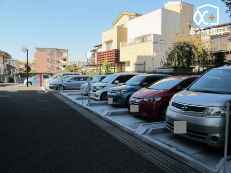 駐車場 駐車場（空き状況は担当までお問い合わせください）