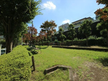 その他 敷地内にある公園です。