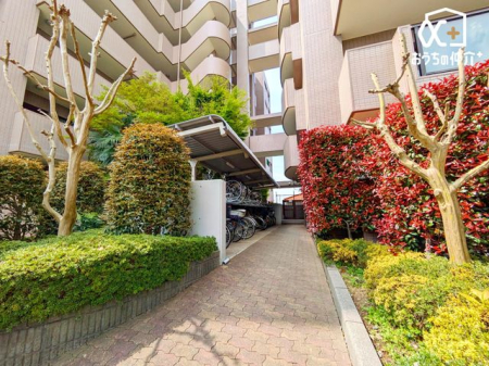 現地外観写真 駅から5分です！
