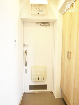 周辺環境 西友関町店 徒歩7分。青梅街道沿い北裏交差点近くにある西友のお店です。近くに大きなスーパーが少ないのでとても便利です。日用品や食品、何でも揃ってしかも安いです。 530m