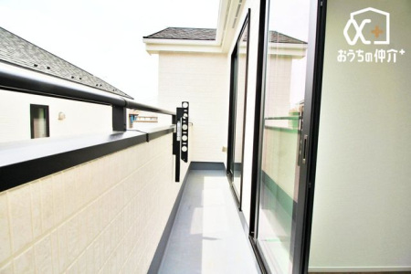 周辺環境 セブンイレブン練馬西大泉5丁目店 徒歩6分。24時間営業なので急なお買い物にも便利です。公共料金の支払いや宅配便の荷受け、荷物の受け取りにも利用できます。 430m
