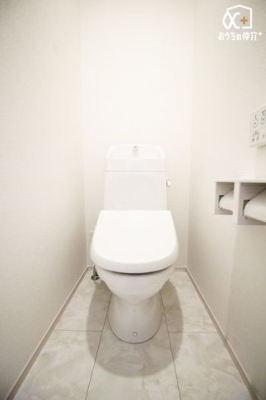 周辺環境 コメリハード＆グリーン保谷北町店 徒歩14分。徒歩7分。営業時間：9:00～19:30　＊灯油の宅配受付　＊レンタル工具取扱い　＊害虫駆除　＊庭木のお手入れ　などの取扱いもございます！ 1080m