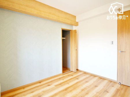 周辺環境 小平市立花小金井南中学校 徒歩9分。教育目標・進んで学習に取り組み、根気よく努力する人・心身ともに健康で、礼儀正しい人・勤労を尊び、協力する人 680m
