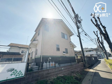 現地外観写真 ～Appearance～現地は閑静な住宅街、晴れた日は太陽の光を浴びて気持ちもリフレッシュ！新生活を始めるのにぴったり。いつでもご見学いただけます！