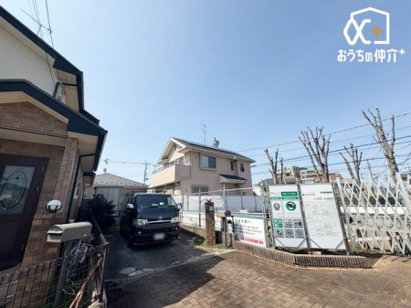  3台分駐車場です。