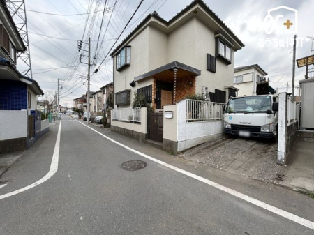 周辺環境 ファミリーマート　東村山富士見町店 徒歩6分。【営業時間】24時間営業【駐車場】あり 410m
