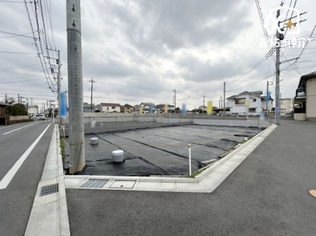 現地外観写真 前面道路含む現地写真