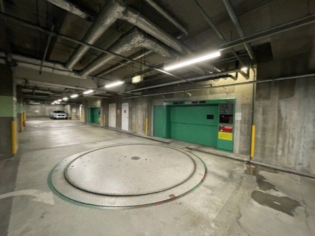 駐車場 地下駐車場