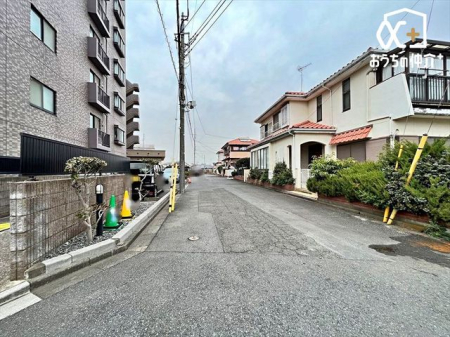 その他 前面道路の様子。
