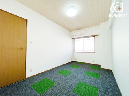 子供部屋 ■子供部屋にも重宝な4.4帖洋室
