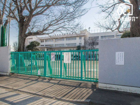 周辺環境 東久留米市立南町小学校 徒歩10分。児童数：534人(2023年度) 新所沢街道・小金井久留米線に接し、のどかで開放感ある立地です 800m