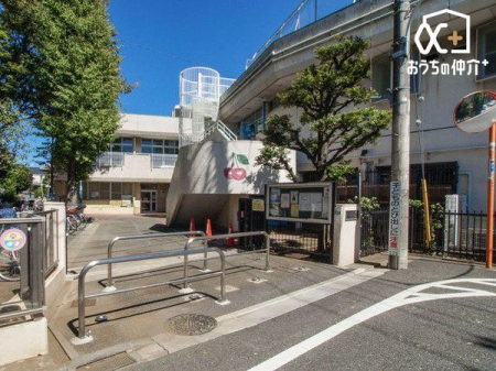 周辺環境 練馬区立大泉学園保育園 徒歩4分。１９５１年に東京都の認可を得て設立された歴史ある保育園です。大泉学園駅から徒歩6分の距離にあります。 250m