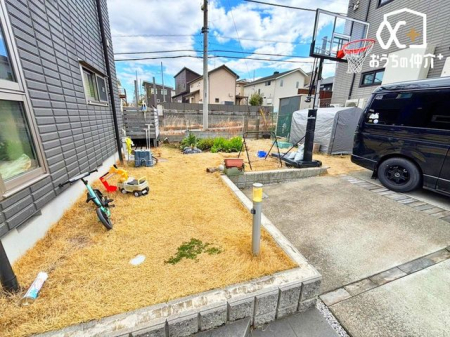 その他 広々としたお庭です。お好きな用途で利用可能！