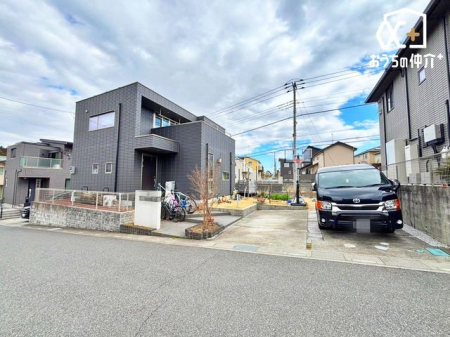 現地外観写真 子育てファミリーはもちろん、ゆったりと暮らしたい方にもおすすめしたい、落ち着いた住環境になっております。
