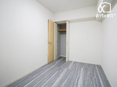 子供部屋 子ども部屋におすすめな玄関そばの洋室です。