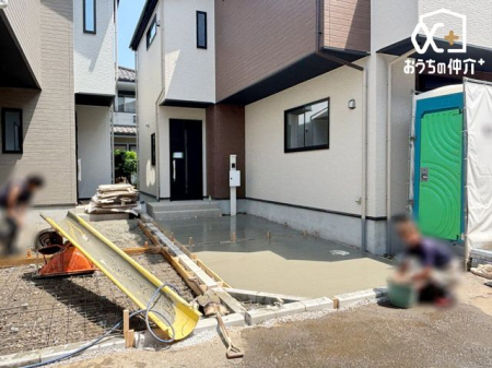 現地外観写真 食洗機や浴室乾燥機など、嬉しい設備が充実。忙しい毎日も快適に過ごせます。