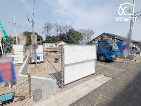 その他 《コンビニ》が近くにあると、とっても便利。日用品のお買い物やお弁当、また、公共料金をいつでも払うことができます。コンビニATMもあるので、お金が必要なときにもすぐに引き出せるのもメリットですね！