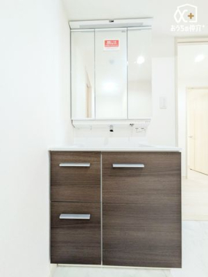 ʑEʏ `Wash room`傫Ȑʁ@Ƒ݂ȂgʎBZɂ͎g₷ʂŁAXeLȈ̃X^[g܂傤B