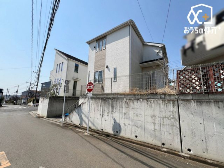 現地外観写真 周辺環境や日当たりなど併せてご案内いたします