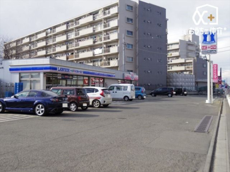 周辺環境 ローソン・スリーエフ 所沢向陽町西店 徒歩4分。ローソンATMや郵便、チケット・発券／Loppiなどマルチに使える便利なコンビニ！駐車場も広くて停めやすいですよ！ 290m