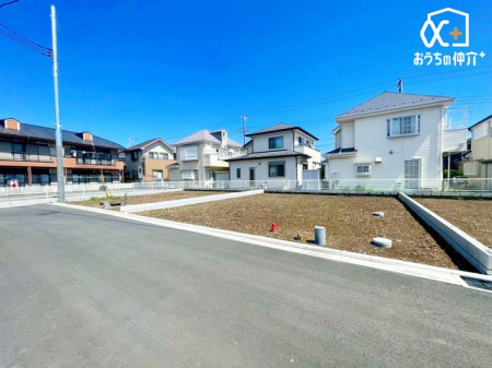 現地土地写真 ■西富小学校まで徒歩14分