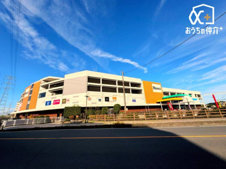 周辺環境 島忠 ・ホームズ所沢店 徒歩13分。駐車場が広く行きやすいホームセンターでございます。取扱商品も豊富です。建物内にスーパーや家具店などもございます。 1030m
