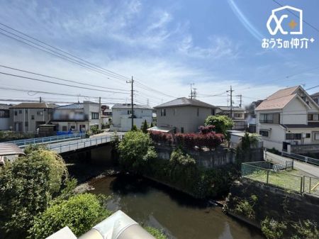その他 バルコニーからの開放的な眺望