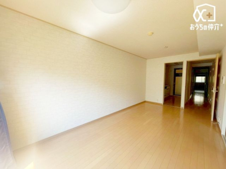 リビング ■室内リフォーム実施済、リフォーム後ほぼ未使用につき大変綺麗です